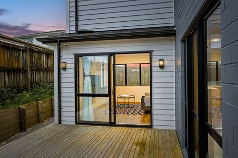 Photo of property in 297d Swanson Road, Ranui, Auckland, 0612
