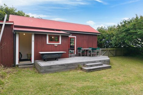 Photo of property in 21 Shortt Street, Foxton Beach, Foxton, 4815