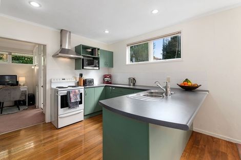 Photo of property in 12 Archers Road, Glenfield, Auckland, 0629