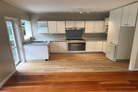 Photo of property in 11 Sylvan Avenue, Northcote, Auckland, 0627