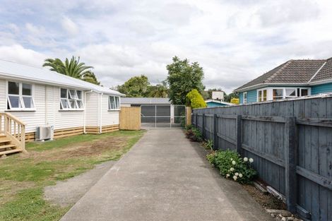 Photo of property in 17 Victor Street, Dannevirke, 4930