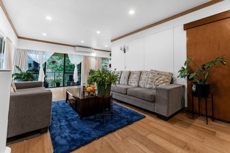 Photo of property in 22 Lawrence Crescent, Hillpark, Auckland, 2102