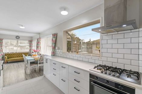 Photo of property in 48 Martin Street, Utuhina, Rotorua, 3015