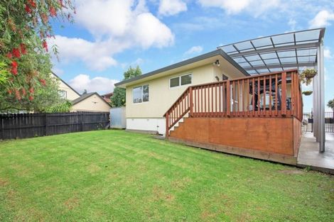 Photo of property in 204 Botany Road, Botany Downs, Auckland, 2010