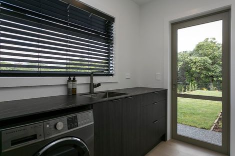 Photo of property in 60 Seven Oaks Drive, Kinloch, 3377