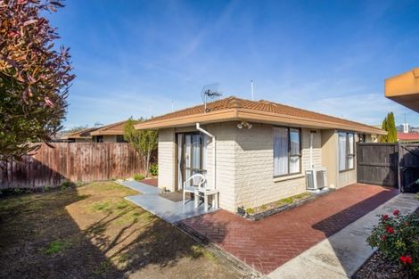 Photo of property in 6 Flaxwood Lane, Waltham, Christchurch, 8023