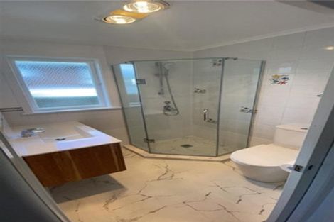 Photo of property in 39 Vera Road, Te Atatu South, Auckland, 0610