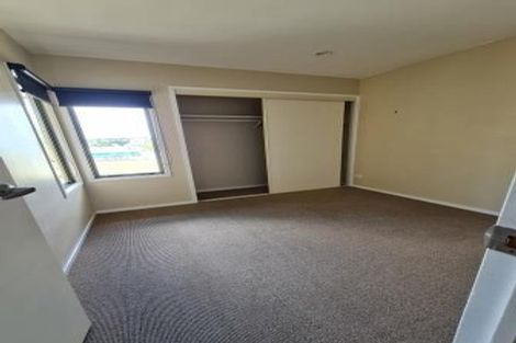 Photo of property in 9 Mt Lebanon Lane, Henderson, Auckland, 0612