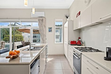 Photo of property in 5 Eaves Bush Parade, Orewa, 0931