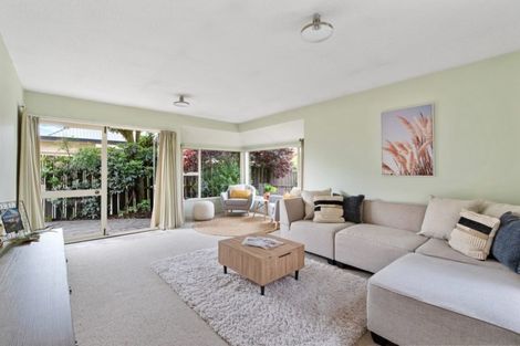 Photo of property in 1/8 Gatonby Place, Avonhead, Christchurch, 8042