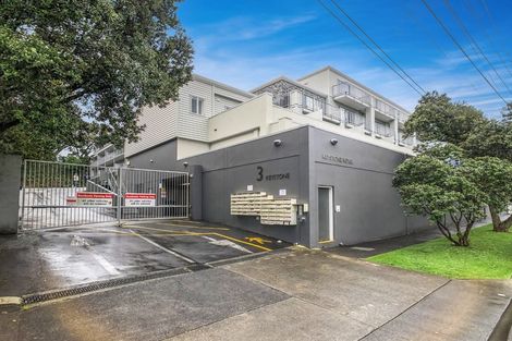 Photo of property in 4m/3 Keystone Avenue, Mount Roskill, Auckland, 1041