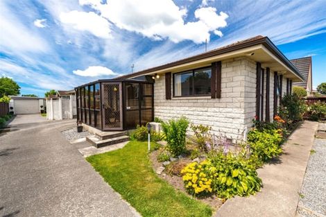Photo of property in 1/208 Grimseys Road, Redwood, Christchurch, 8051