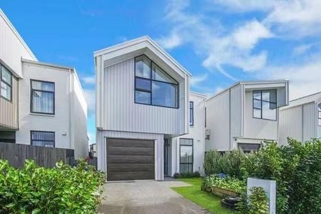 Photo of property in 55 Battalion Drive, Papakura, 2110