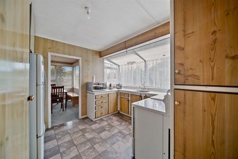 Photo of property in 9 Sutton Avenue, Mangere East, Auckland, 2024