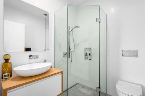 Photo of property in 14 Marama Crescent, Mount Pleasant, Christchurch, 8081