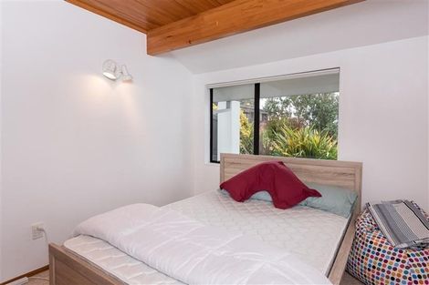 Photo of property in 2 Keam Way, Welcome Bay, Tauranga, 3112