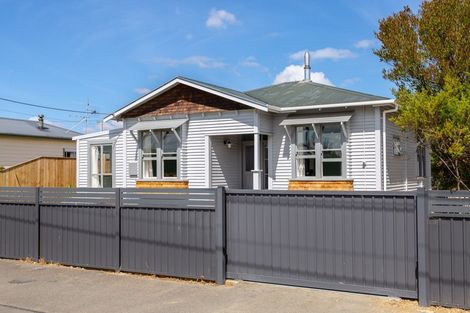 Photo of property in 81 Pembroke Street, Carterton, 5713