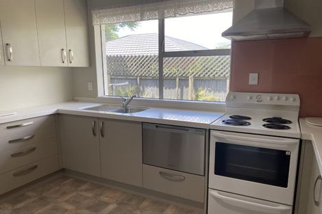 Photo of property in 1/21 Division Street, Riccarton, Christchurch, 8041