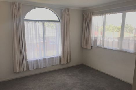Photo of property in 7a York Road, Papatoetoe, Auckland, 2104