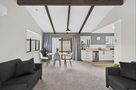 Photo of property in 1/39 Fulford Street, New Plymouth, 4310