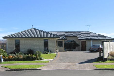 Photo of property in 17 Bellona Place, Flagstaff, Hamilton, 3210