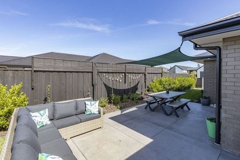 Photo of property in 28 Te Hurunui Drive, Pegasus, 7612