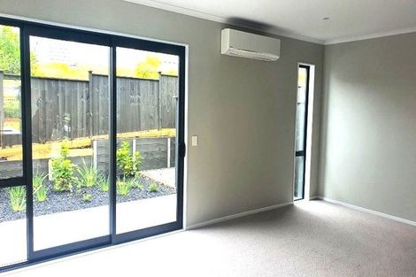 Photo of property in 43 Koura Drive, Red Beach, 0932