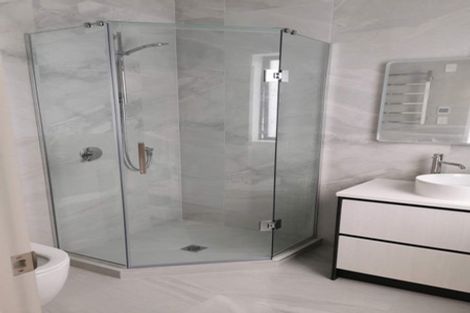 Photo of property in 10 Taurikura Way, Fairview Heights, Auckland, 0632