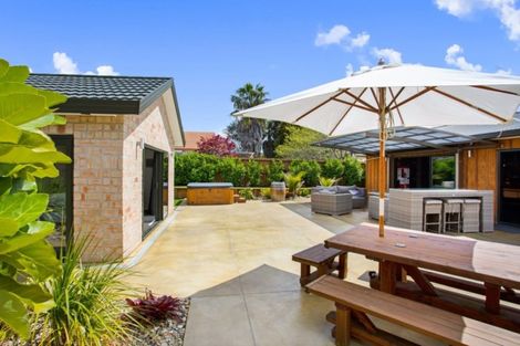 Photo of property in 65 Sunny Crescent, Huapai, Kumeu, 0810