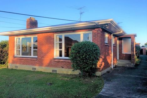 Photo of property in 1/146 Titirangi Road, New Lynn, Auckland, 0600