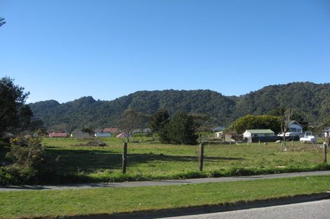 Photo of property in 35 Bright Street, Cobden, Greymouth, 7802