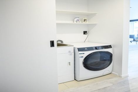 Photo of property in 2-06/424 Maunganui Road, Mount Maunganui, 3116