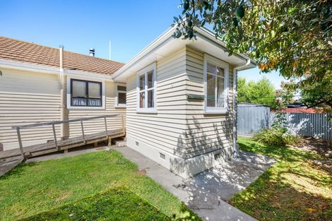 Photo of property in 2 Eltham Road, Blenheim, 7201