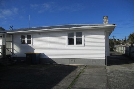 Photo of property in 57 Glendale Road, Glen Eden, Auckland, 0602