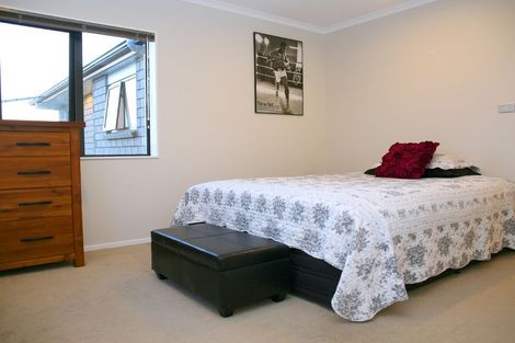 Photo of property in 38 Ina Ville Drive, Pukekohe, 2120