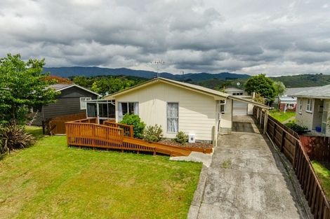 Photo of property in 44 California Drive, Totara Park, Upper Hutt, 5018