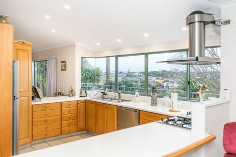 Photo of property in 26 Highgrove Drive, Grandview Heights, Hamilton, 3200