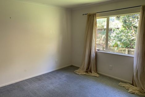 Photo of property in 16 Stephanie Close, Glenfield, Auckland, 0629