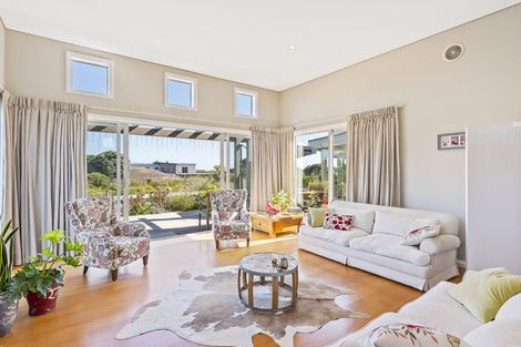 Photo of property in 7 Hana Udy Place, Paraparaumu Beach, Paraparaumu, 5032