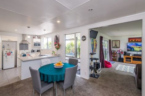 Photo of property in 15 Campbell Avenue, Paraparaumu, 5032