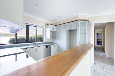 Photo of property in 30 Hillcrest Street, Tirau, 3410