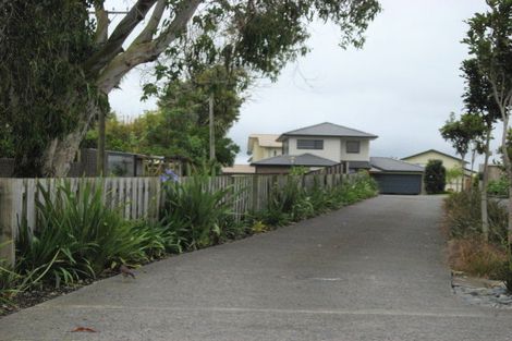 Photo of property in 25h Wellesley Road, Mangere Bridge, Auckland, 2022