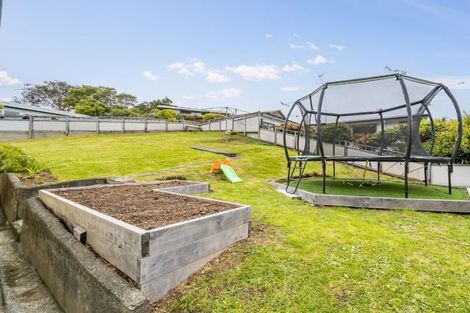 Photo of property in 1 Taku Matenga Grove, Korokoro, Lower Hutt, 5012
