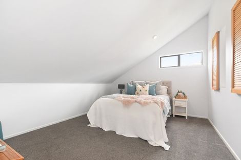 Photo of property in 2 Ashley Street, St Andrews, Hamilton, 3200