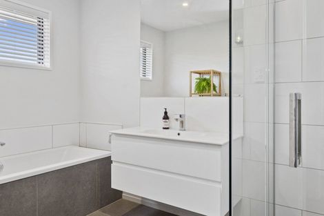 Photo of property in 3b Wyllie Place, Amberley, 7410