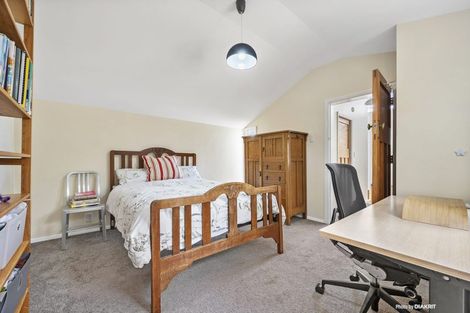 Photo of property in 19 Scarborough Terrace, Mount Victoria, Wellington, 6011