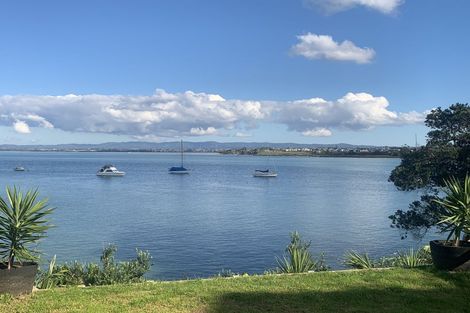 Photo of property in 122 Aeroview Drive, Beach Haven, Auckland, 0626