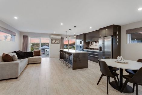 Photo of property in 259 Alec Craig Way, Gulf Harbour, Whangaparaoa, 0930