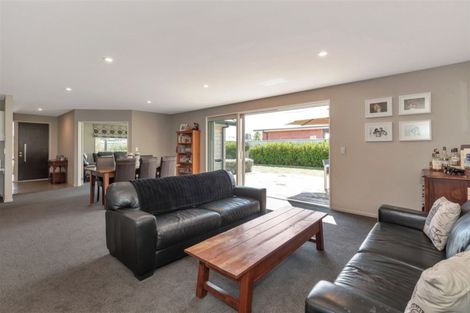 Photo of property in 14 Chestnut Place, Rangiora, 7400