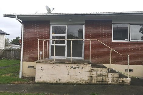 Photo of property in 32 Titirangi Road, New Lynn, Auckland, 0600